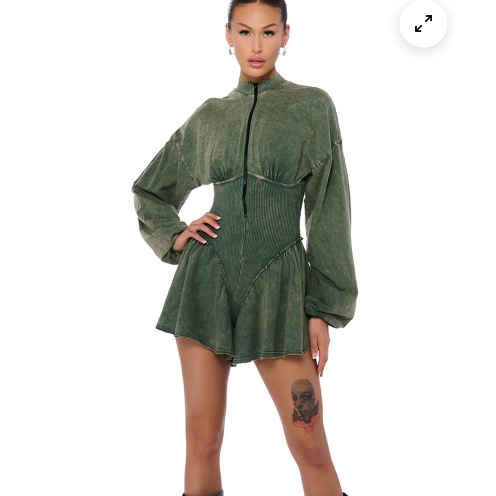 AKIRA - Aurora Quarter Zip Romper - SM
